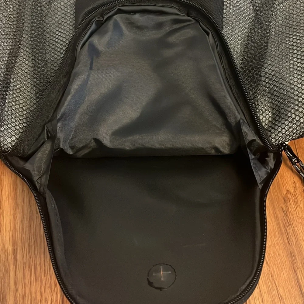 Leeds Trace3 Dell Tech Gray Black Deluxe Slim Drawstring Backpack Sportspack