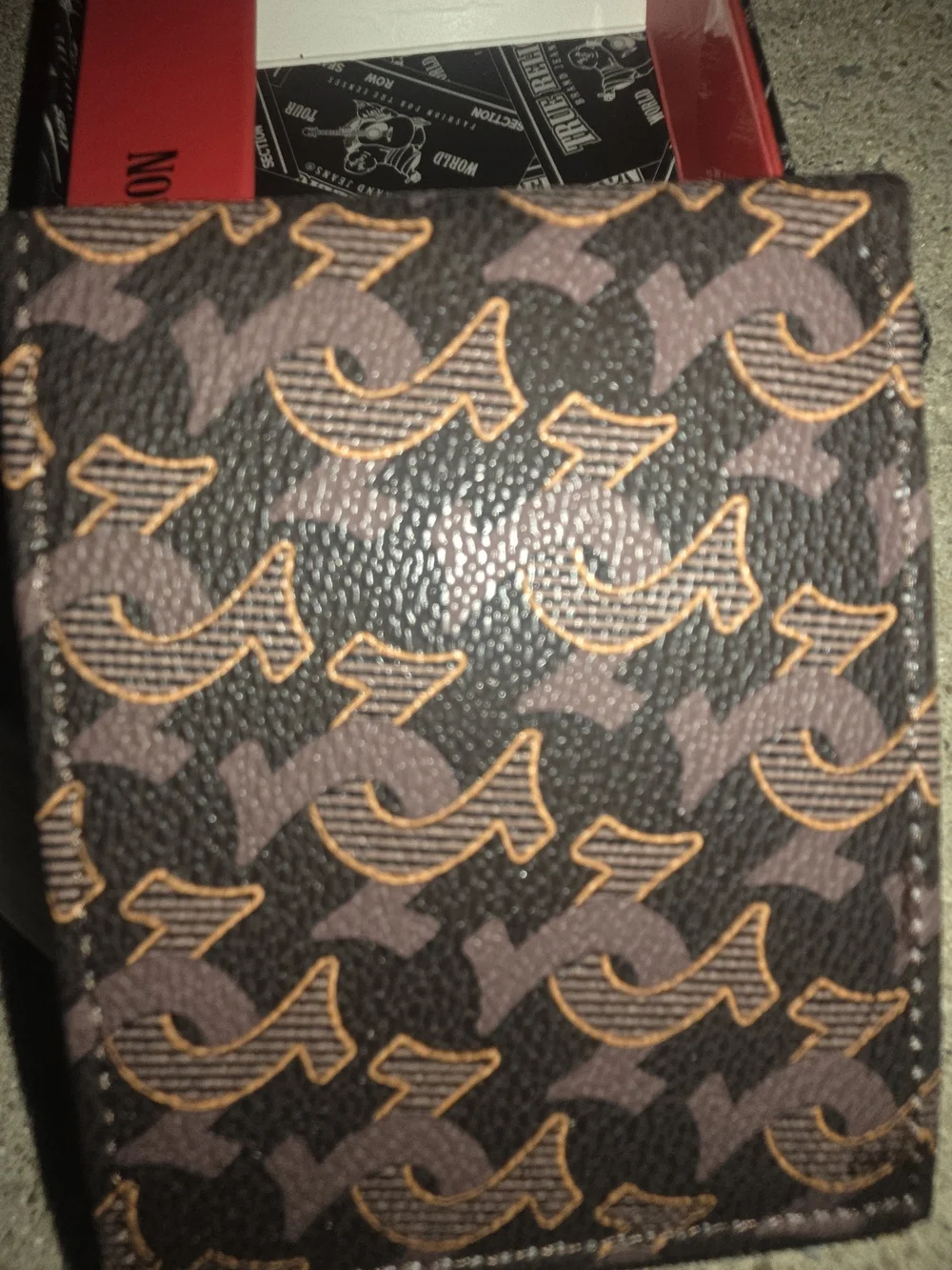 True Religion compact men