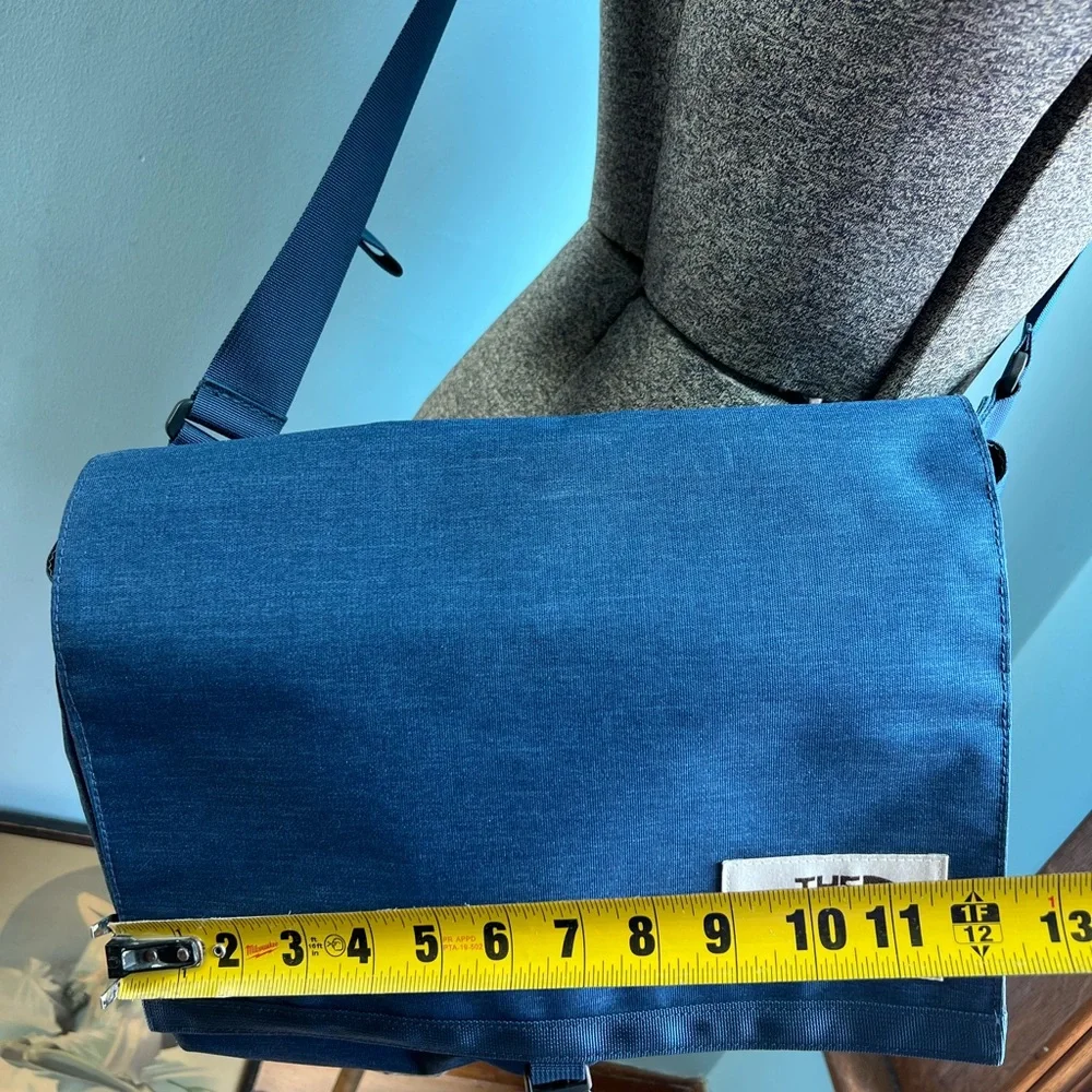 The North Face classic messenger