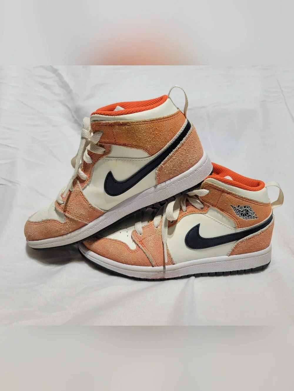 NIKE AIR JORDAN Size 3 YOUTH Team Orange Black Sail White
