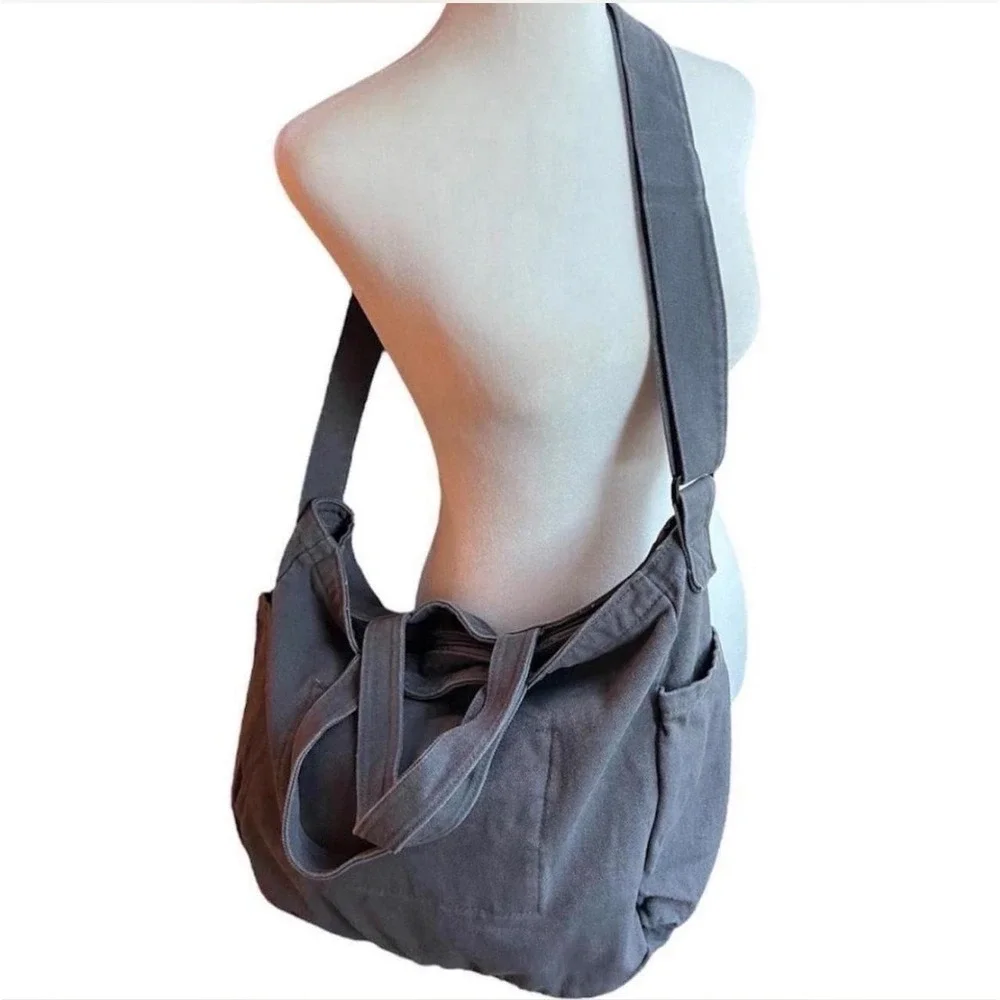 N/A zippered styles school
