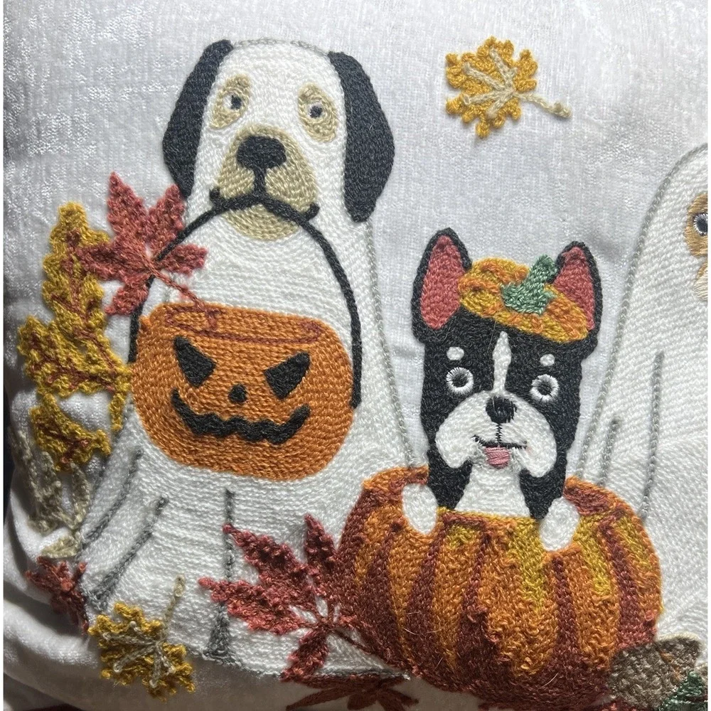 The Unbranded Brand dogs costumes