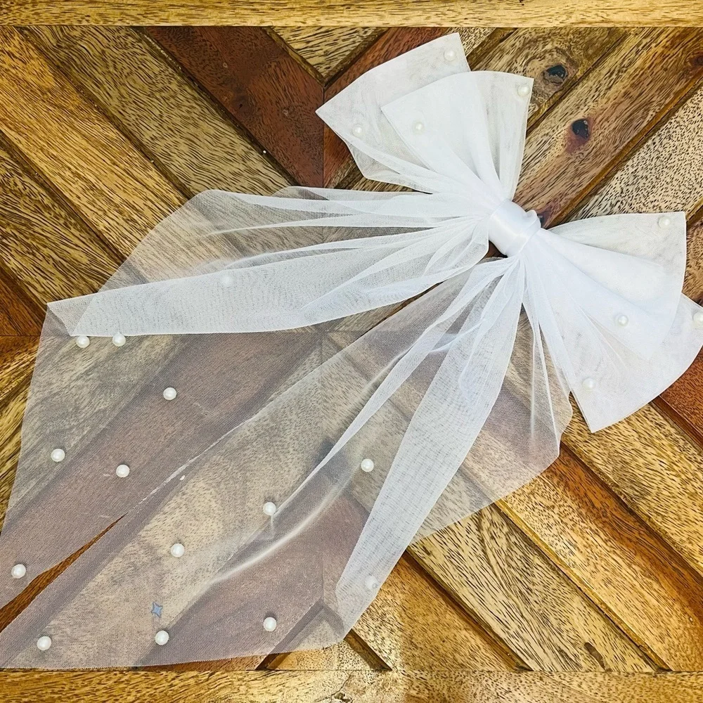 Anthropologie Pearl Tulle Bridal Bow | Polka Dot Veil Clip | Romantic Bride Hair