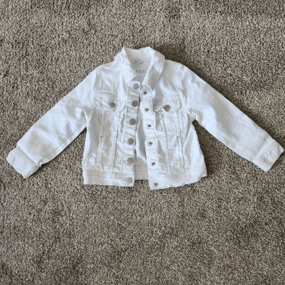 Gap‎ Cropped Jean Jacket Girls 4 White Denim Button Up Long Sleeve Collar Cotton