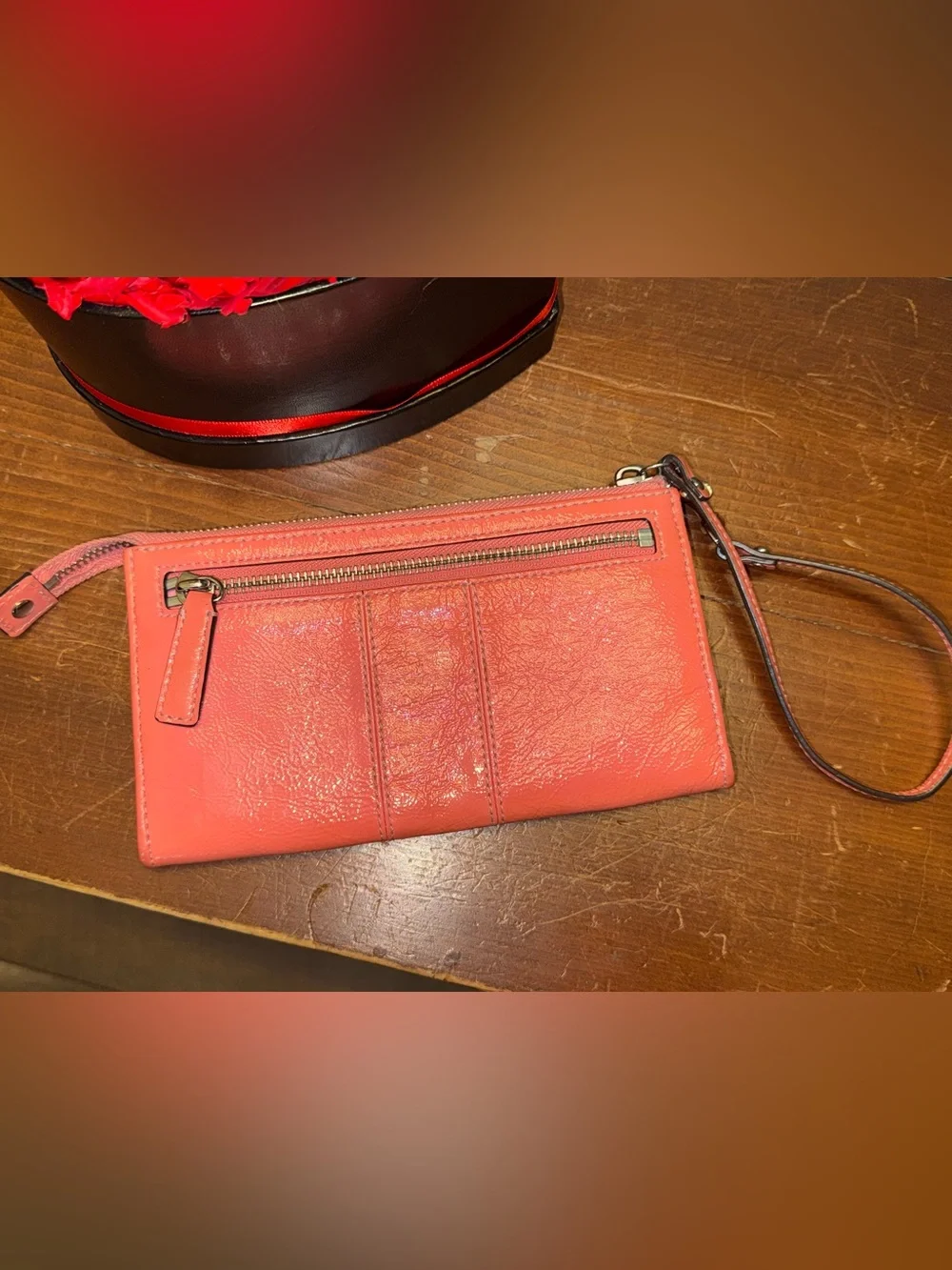 Coach details patent
