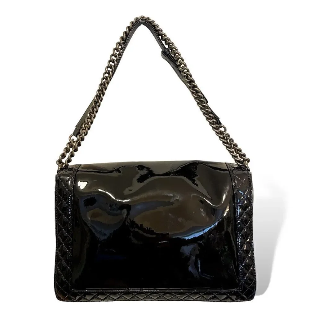 CHANEL Reverso Boy Flap Bag Patent Large in Midnight Blue