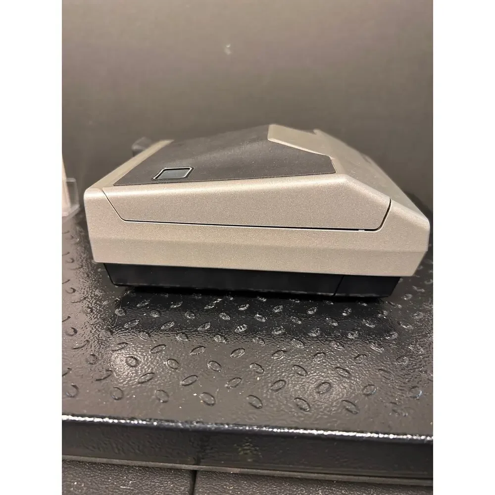 Polaroid it silver