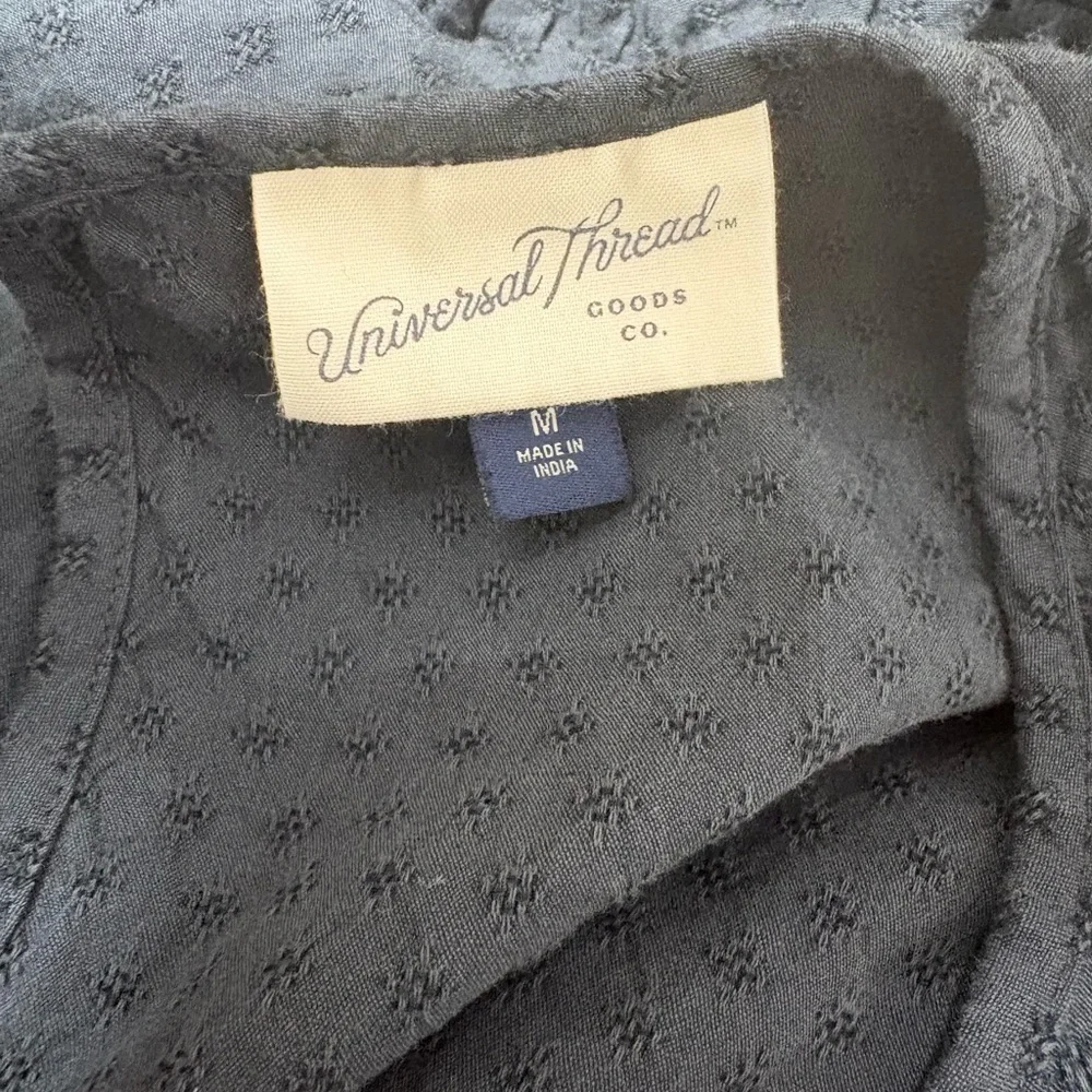 Universal Thread women ruffle