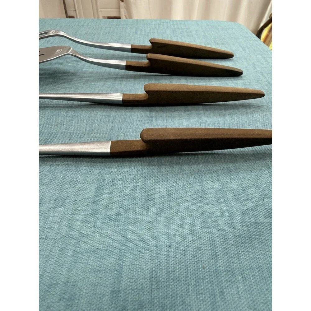 Eterna includes solid long
