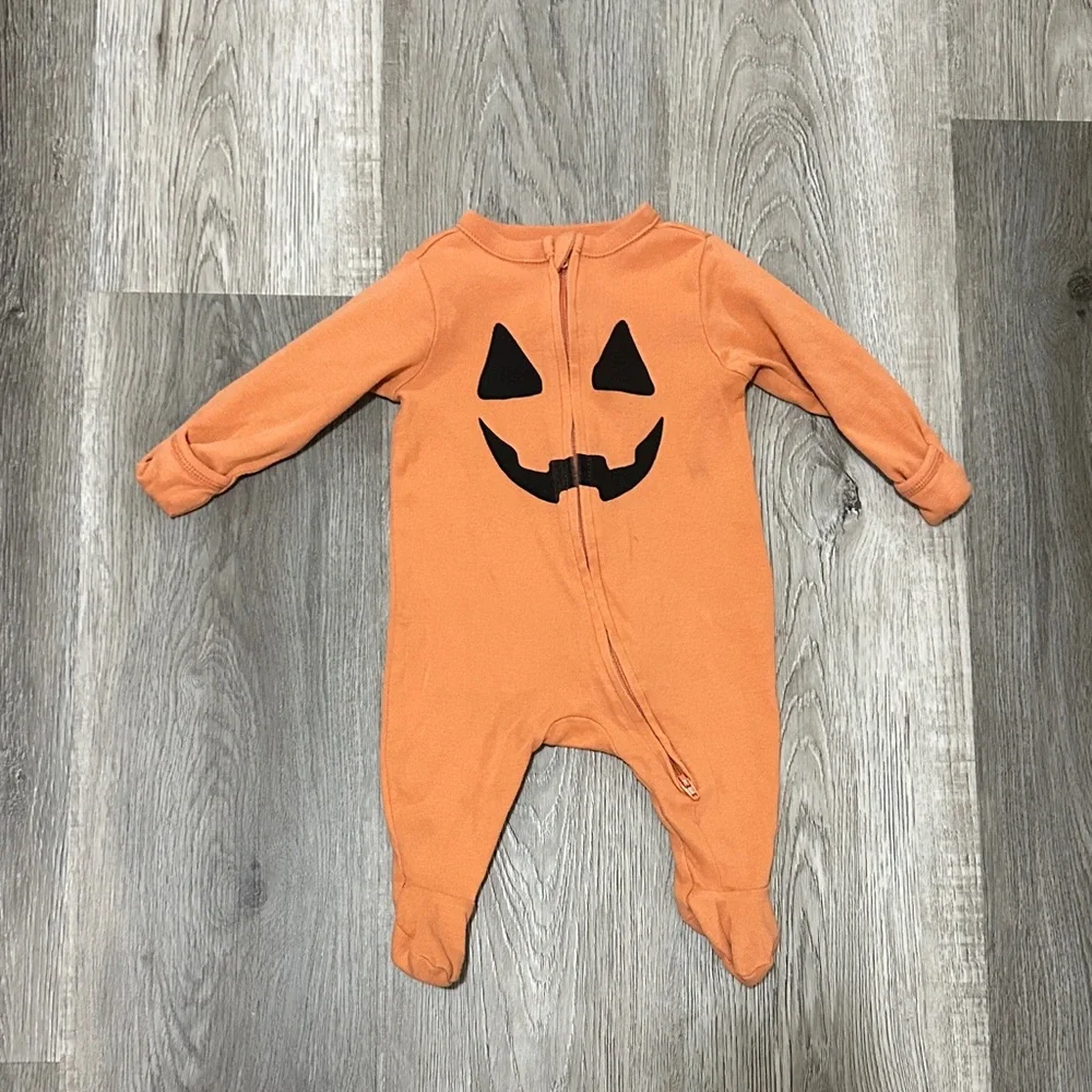 Old Navy Orange Jack-O'-Lantern Kids‎ Footie