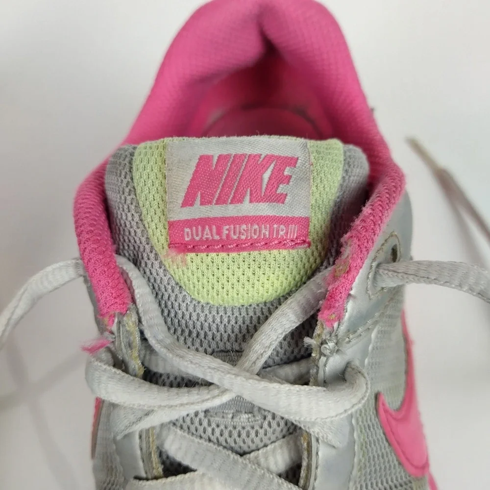 Nike dual fusion