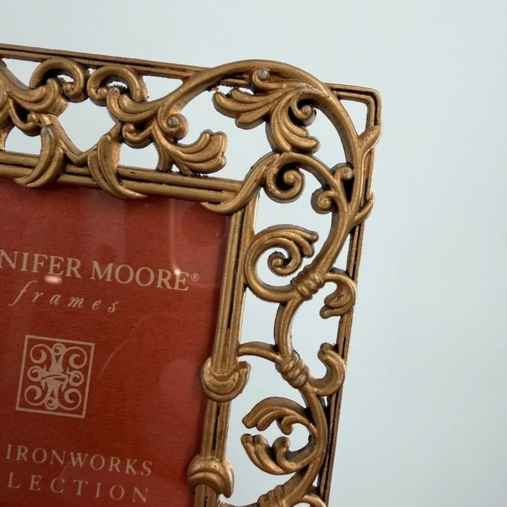 Jennifer Moore brand jennifer