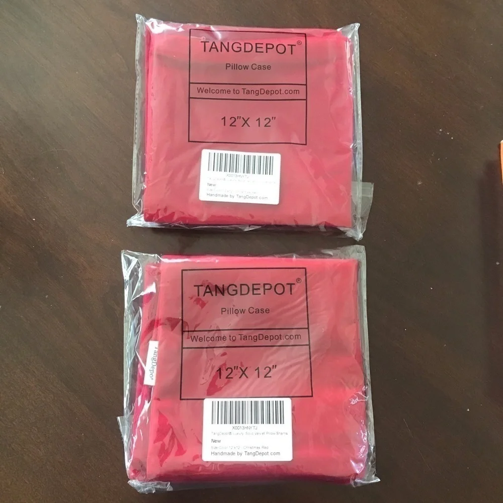 N/A throw pillows