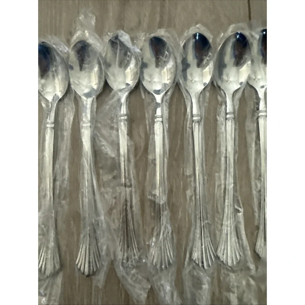 Cambridge Dry Goods stainless set