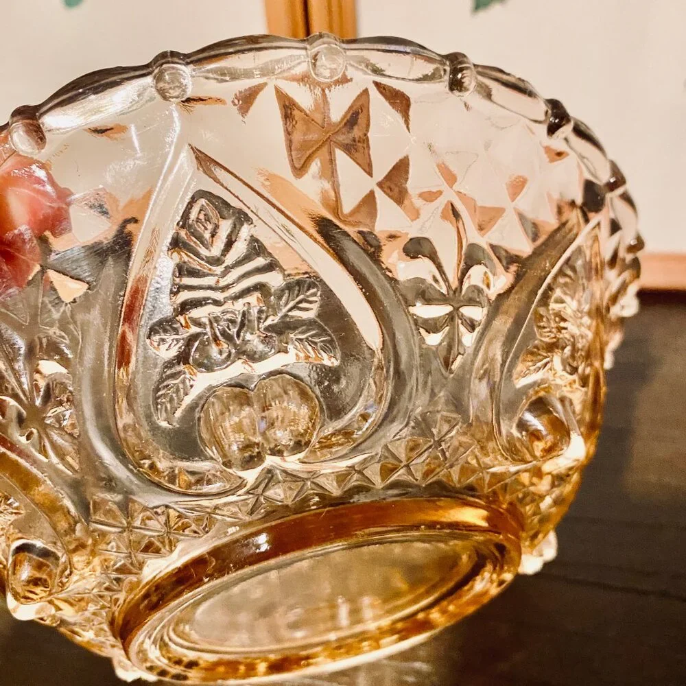 Vintage Pink‎ Glass Candy Dish with Heart and Rose Pattern Victorian Style