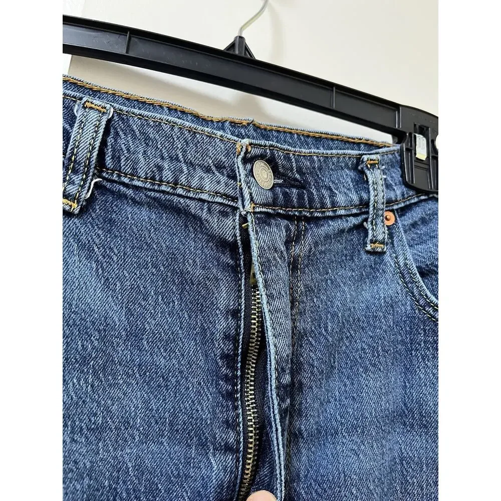 Levis approximate measurements