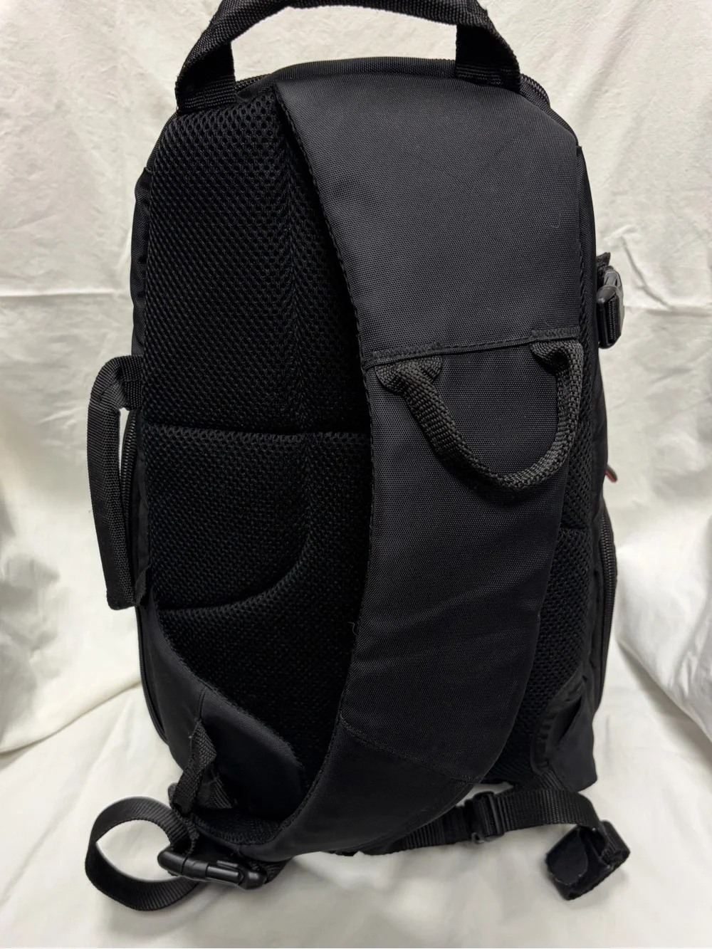 Case Logic DCB-308 SLR Camera Sling Bag with Rain Cover