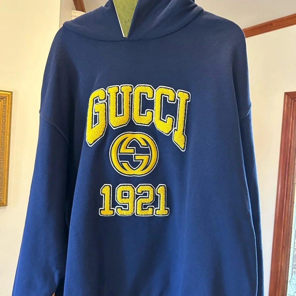 Men's Gucci jersey cotton logo, embroidered hoodie size large made in Italy
