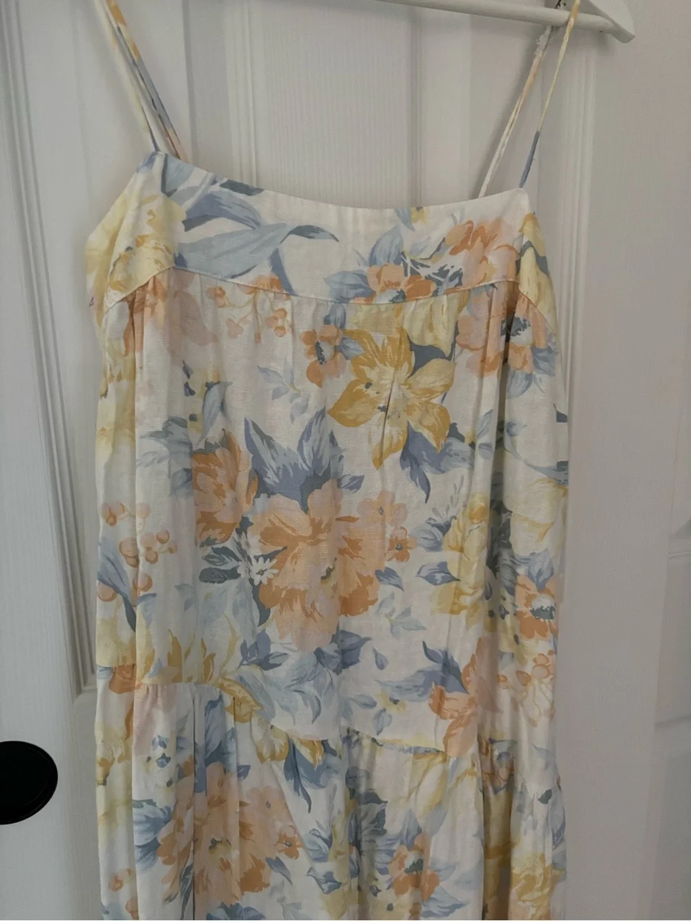 Abercrombie & Fitch lightweight tiered