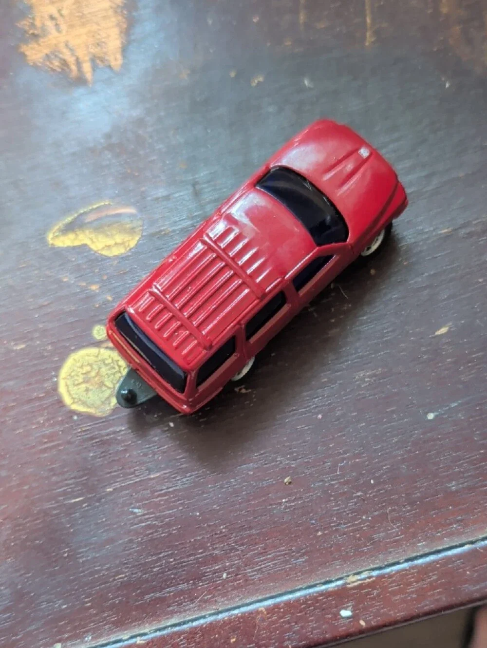 maisto durable red