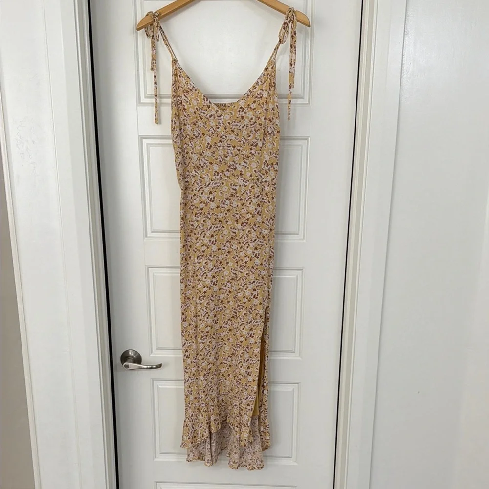Abercrombie & Fitch Yellow Floral Maxi Dress