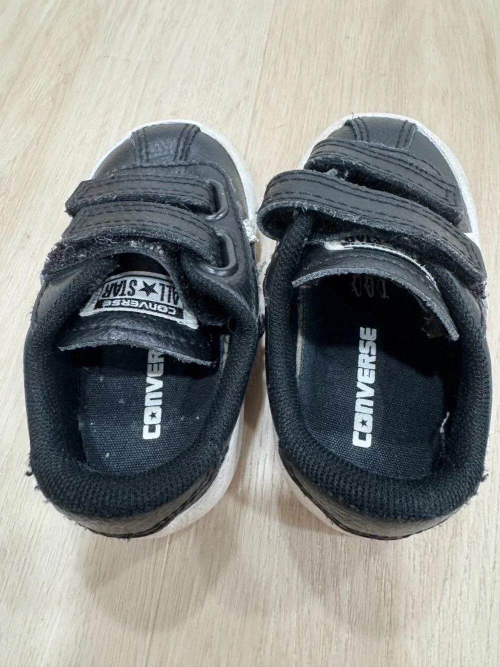 Converse One Star 2V Black Leather Sneakers Infant US 4