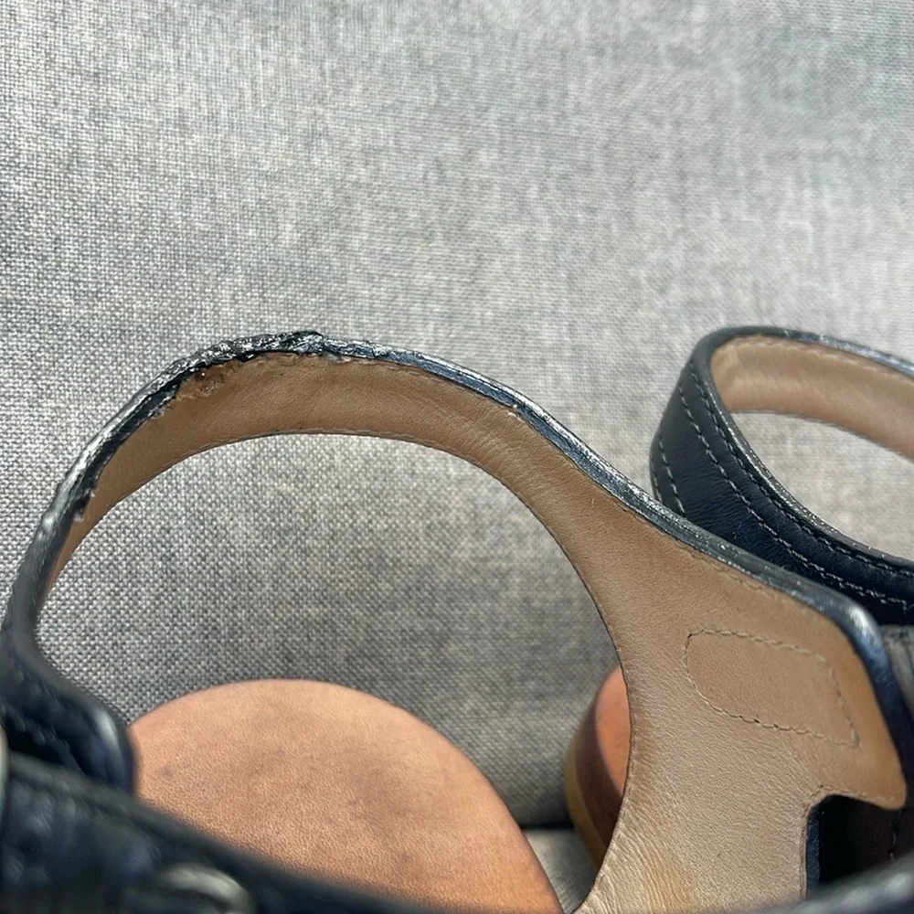 CHANEL Strappy Flat Sandal in Black Leather and Silver Chain Detail