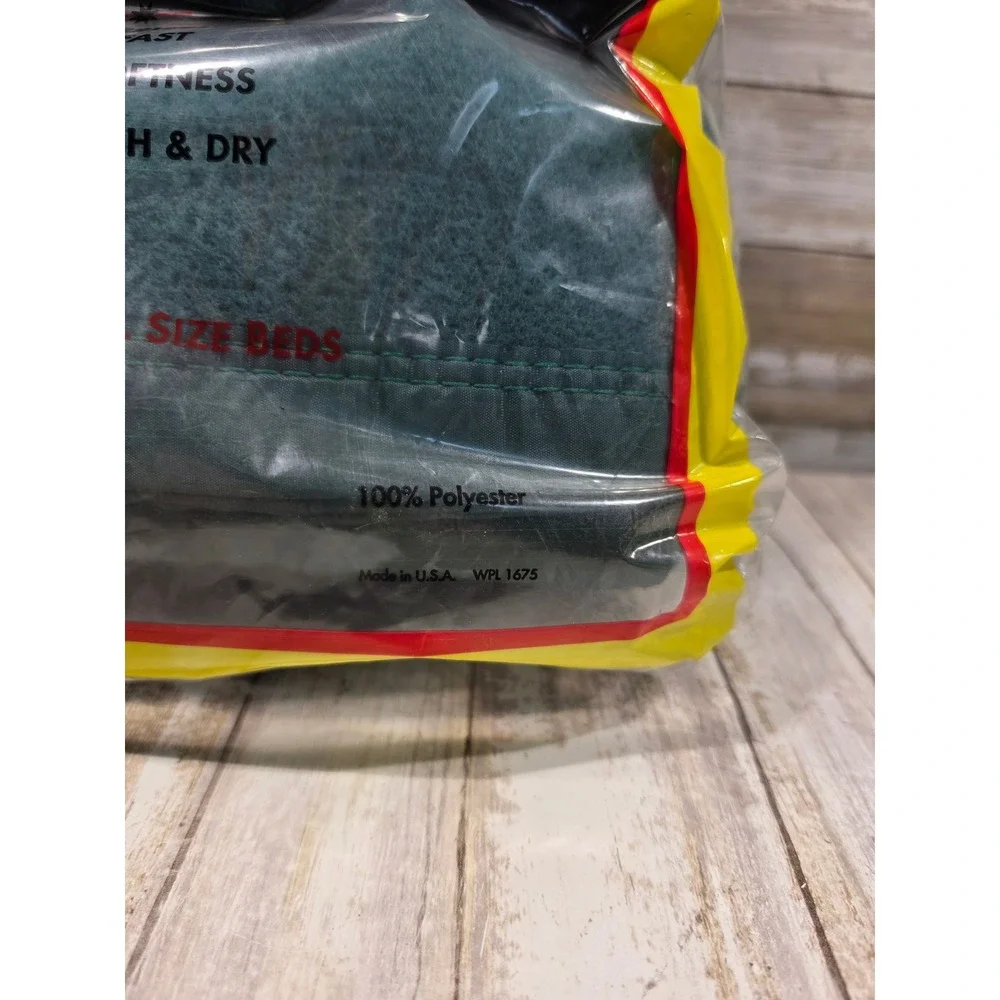 Best Value Blanket mayhave dust