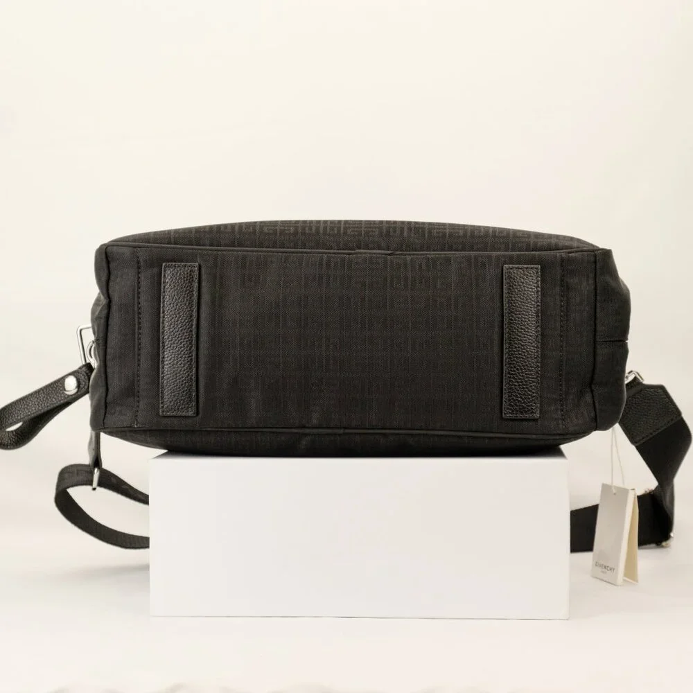 Givenchy 4G Logo Print Travel Bag, Black