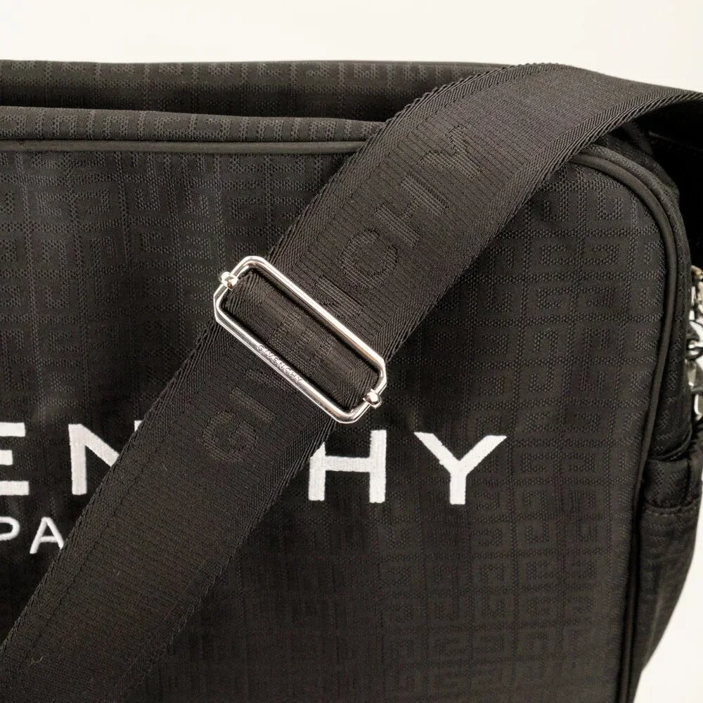 Givenchy 4G Logo Print Travel Bag, Black