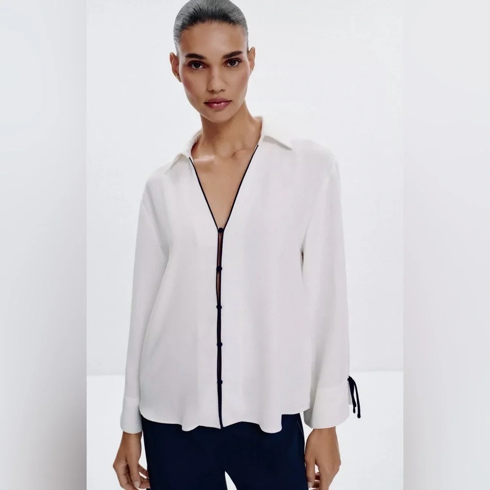 🔥🔥Zara contrast trim shirt