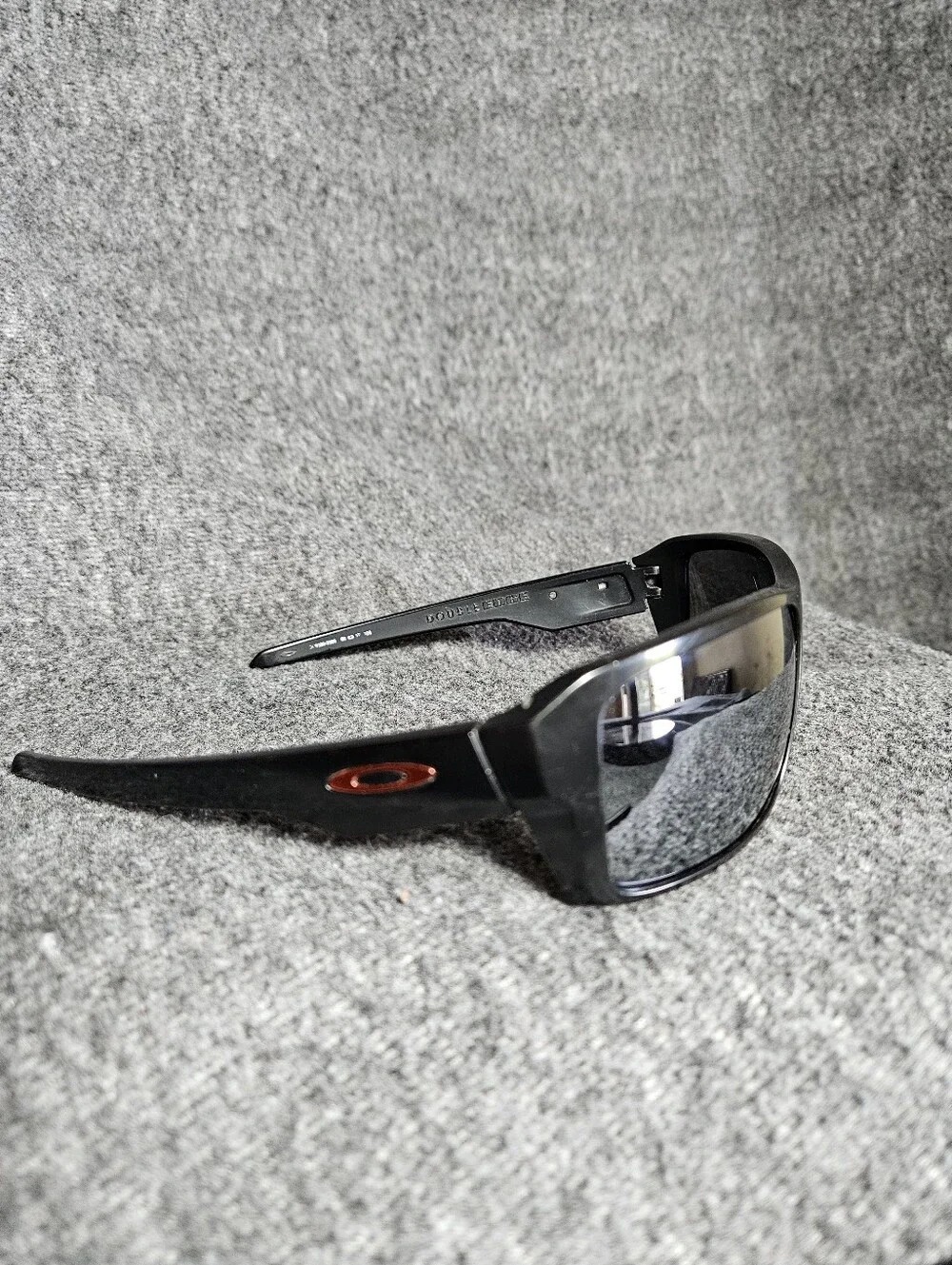 Oakley shield style