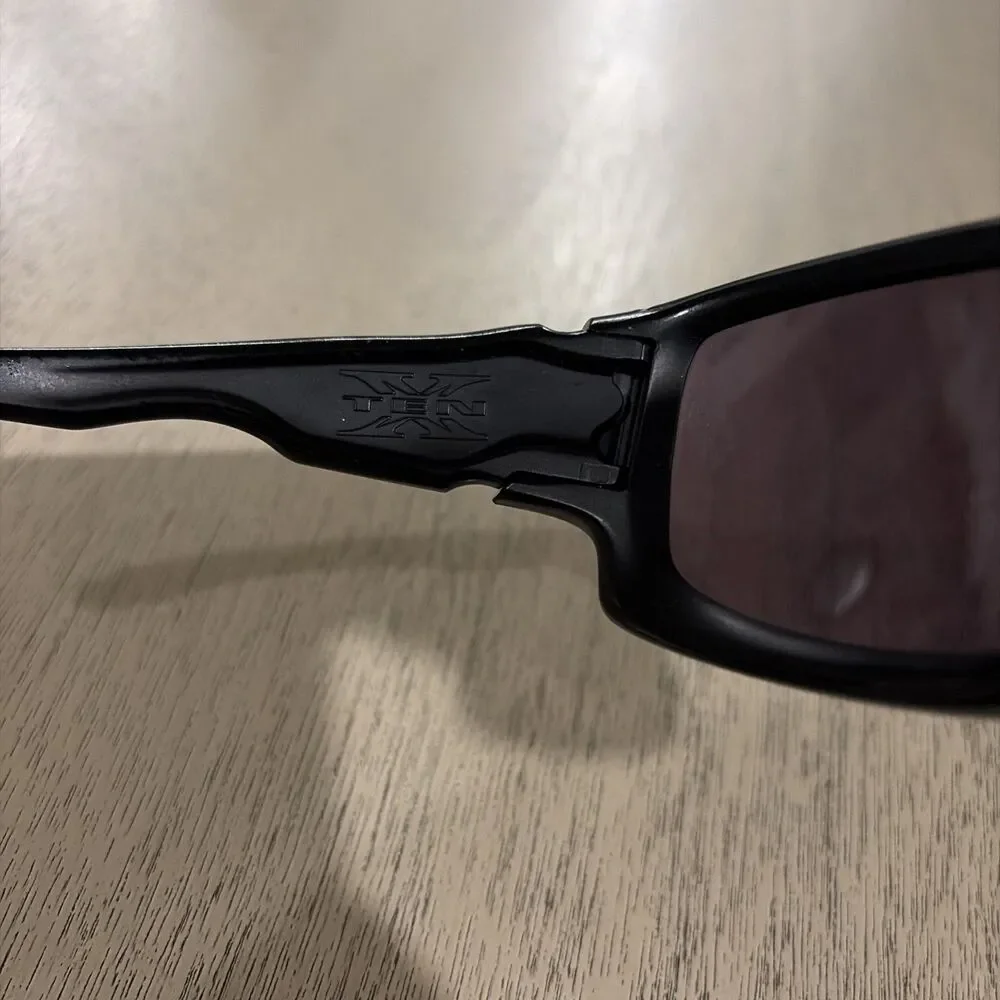 Oakley product vintage