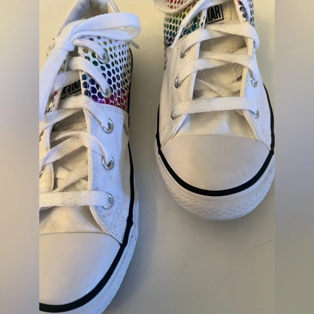 Converse very good