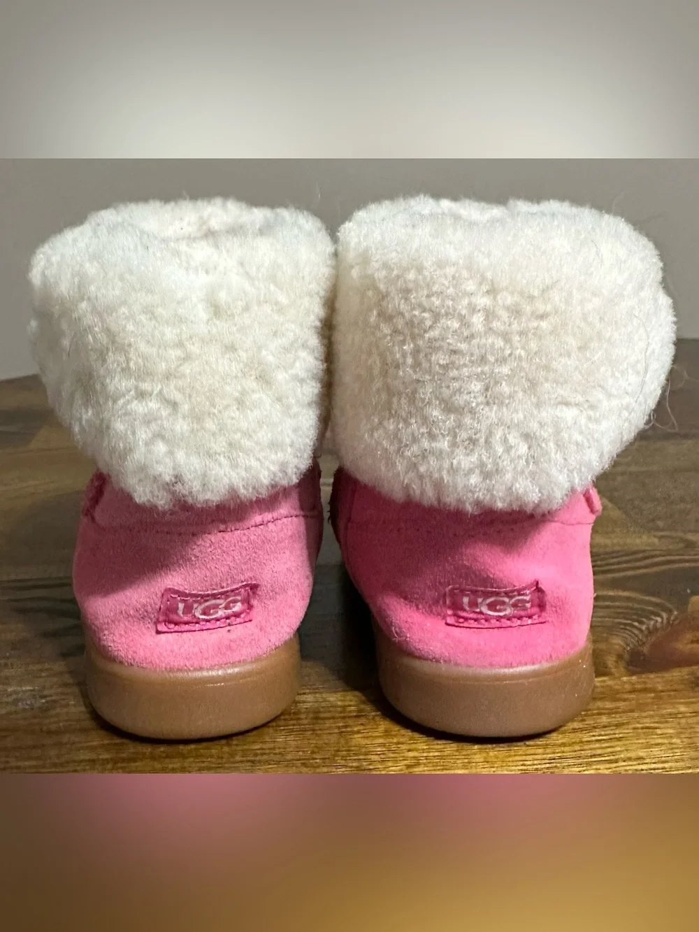 UGG adorable pink