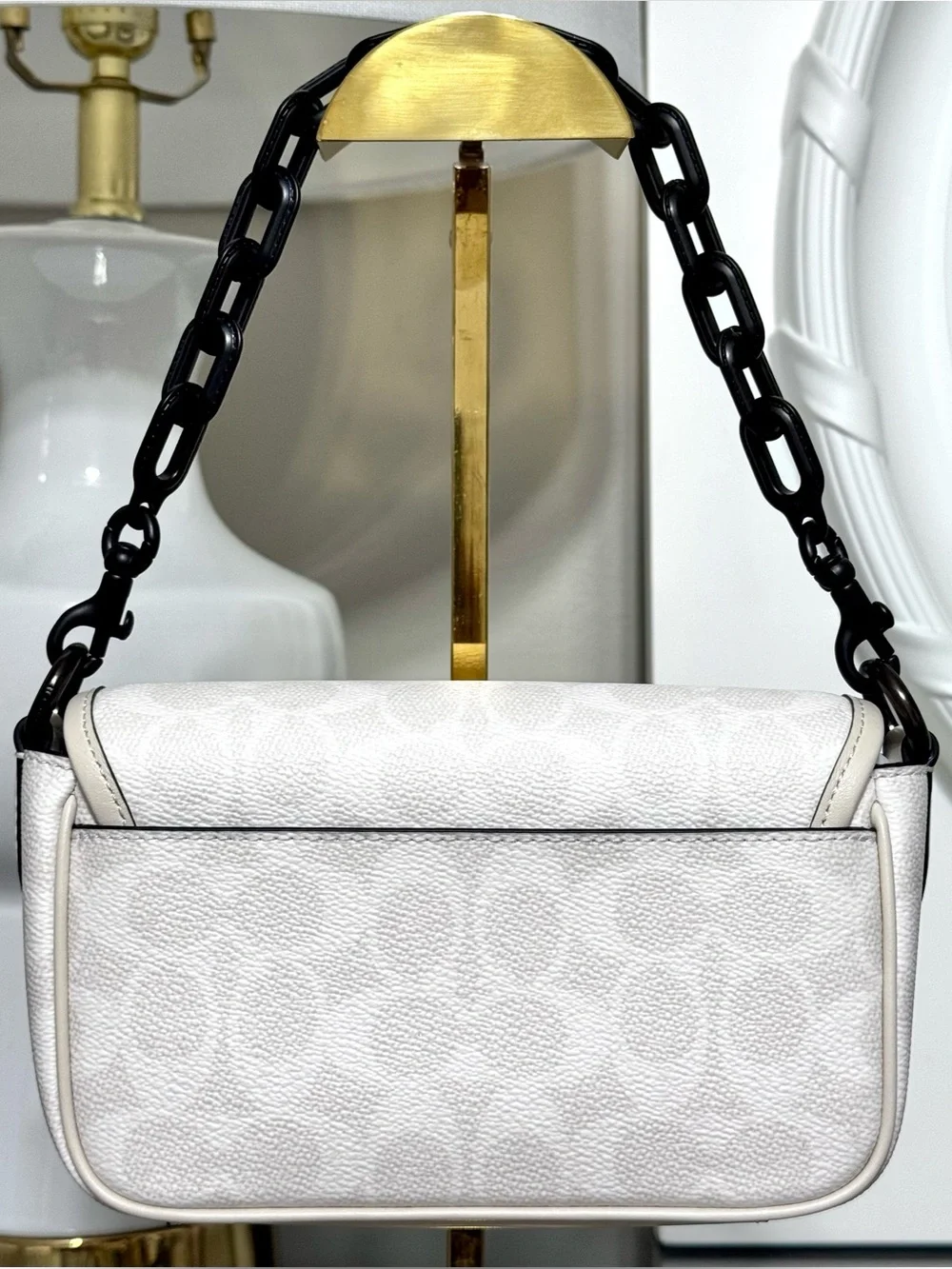 COACH Charter Flap Crossbody 18 Signature Canvas, WHITE/BLACK SIG