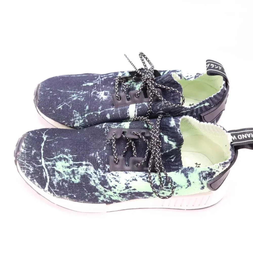 adidas little smoke details