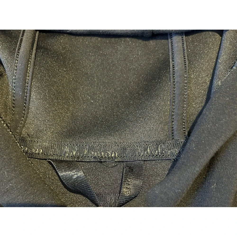 lululemon athletica excellent preowned