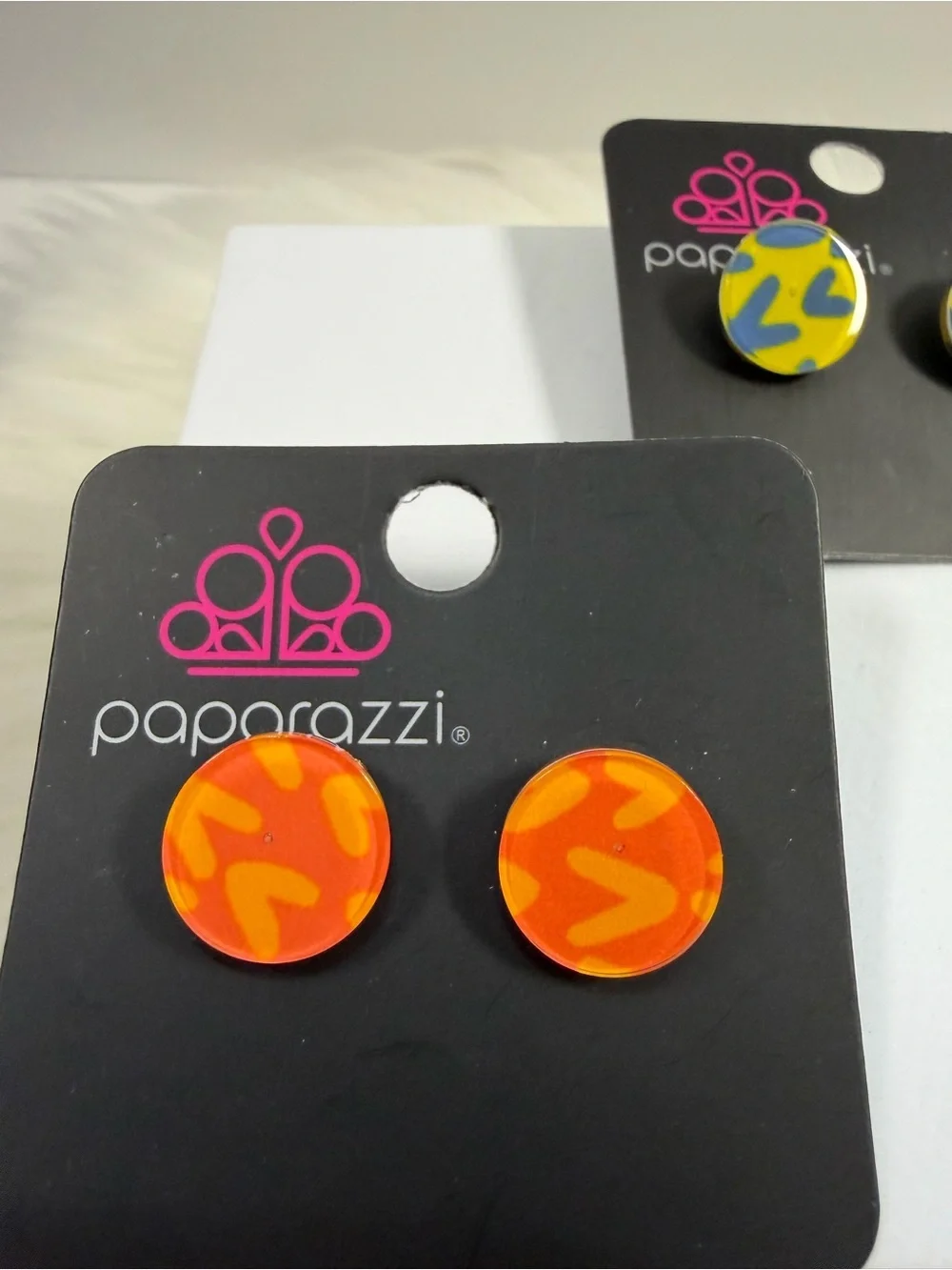 🩷5/$10🩷 Paparazzi Kids Orange Camo Stud Earrings - Bright Orange