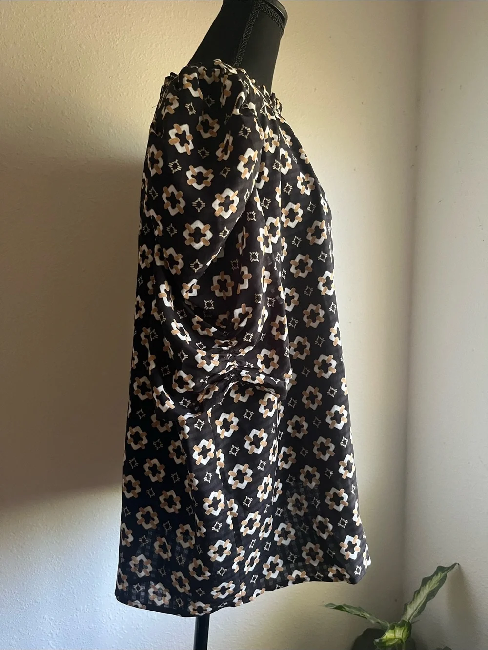 LOFT Black Floral Puff-Sleeve Mock-Neck Blouse