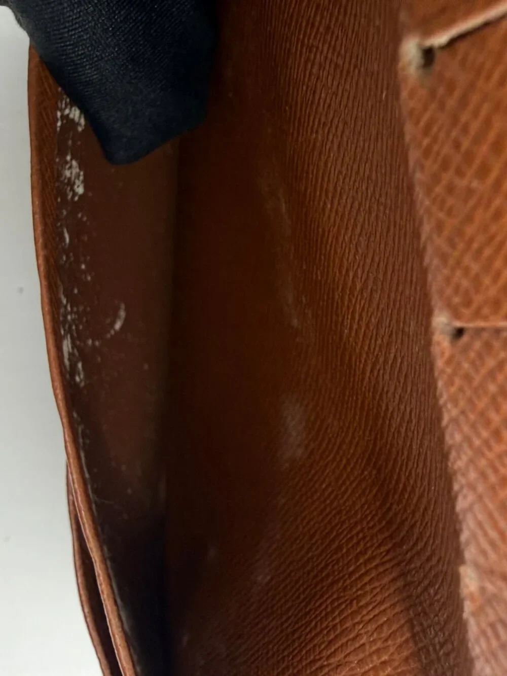 Louis Vuitton Porte‑Papier Zippé Wallet – Monogram Canvas – Vintage LV