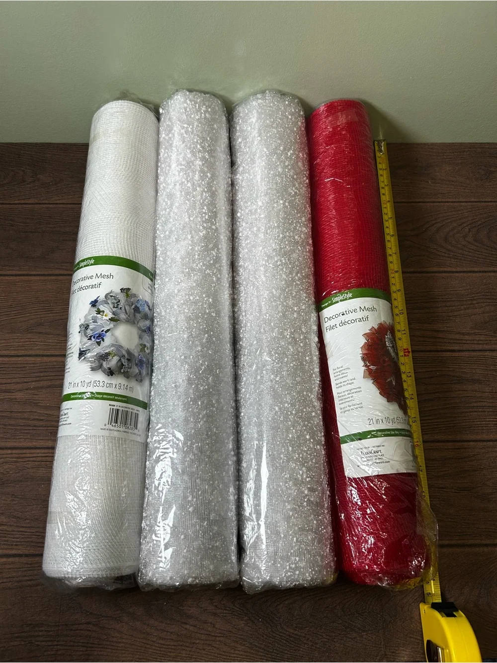 Lot Of 4 Flora Craft White/Red Decorative Mesh Crafts Wreaths 2-21” X 10 yds 2?