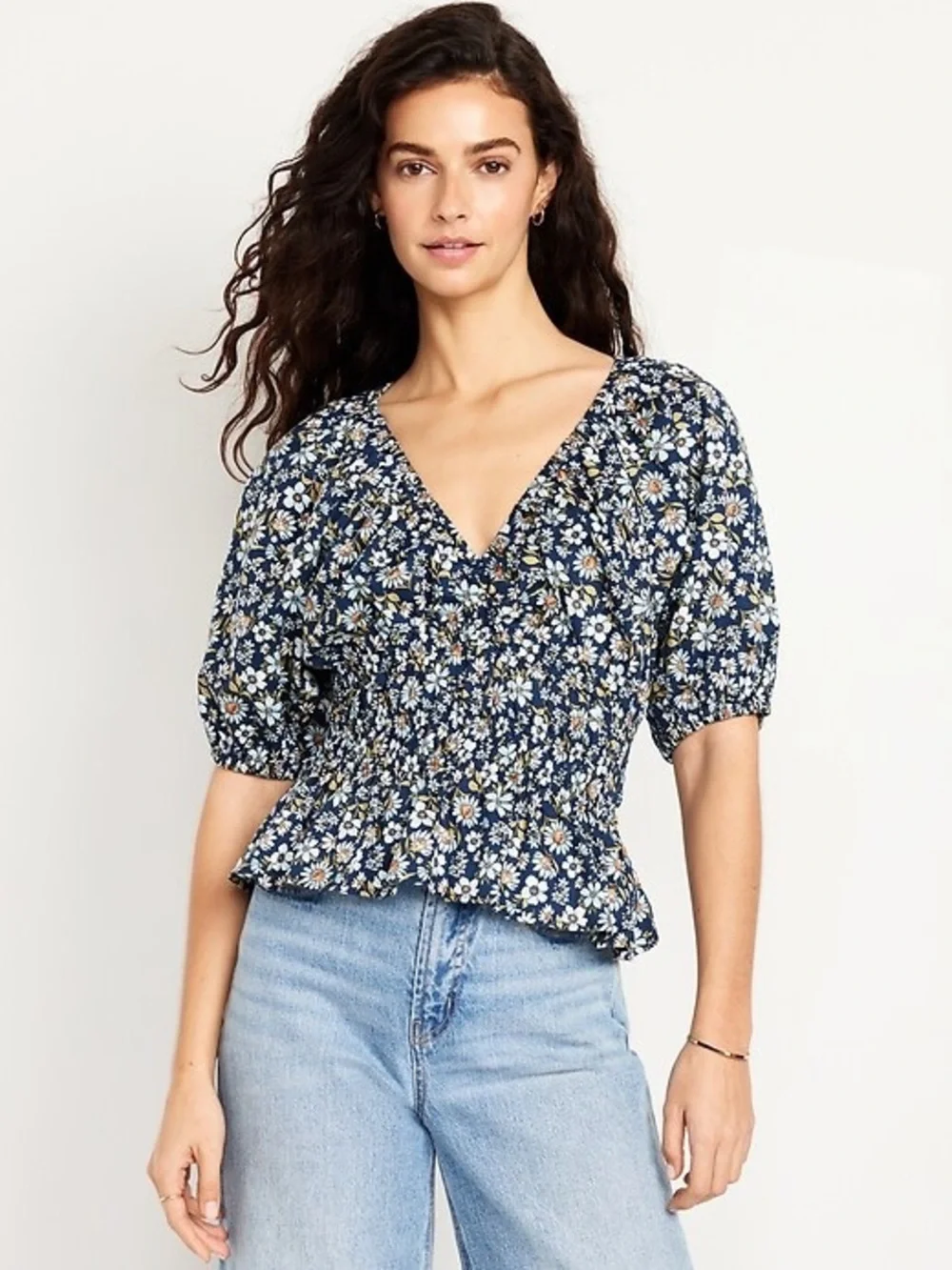 Old Navy Navy Blue Daisy Floral Smocked V-Neck Puff Sleeve Peplum Blouse Top M