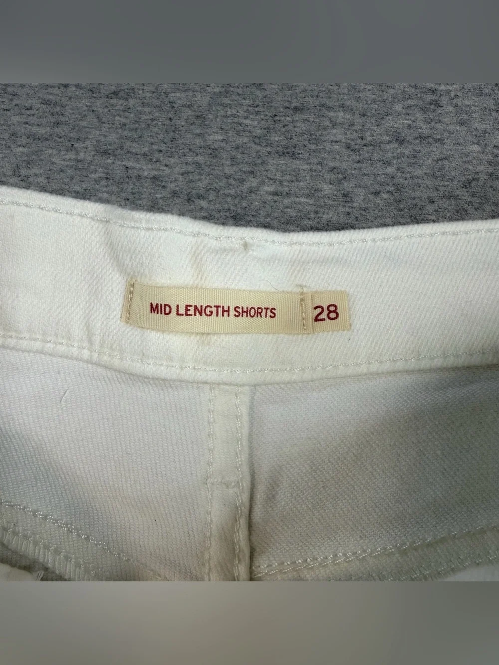 Levis levi’s mid