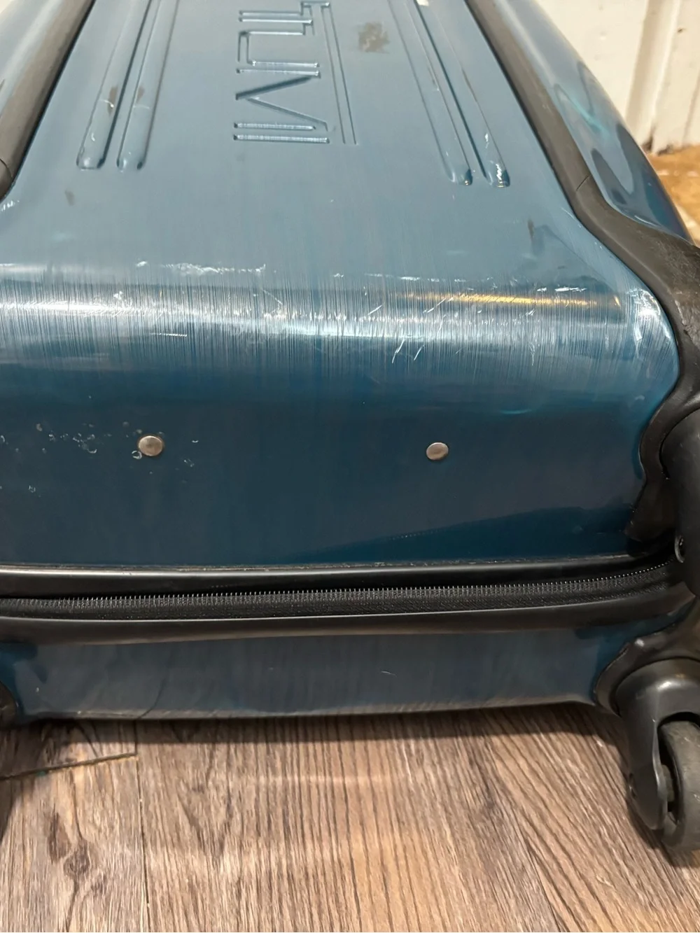 Tumi Vapor 21 in Continental Carry-On Hardcase Spinner Luggage Dark Teal *AS IS*
