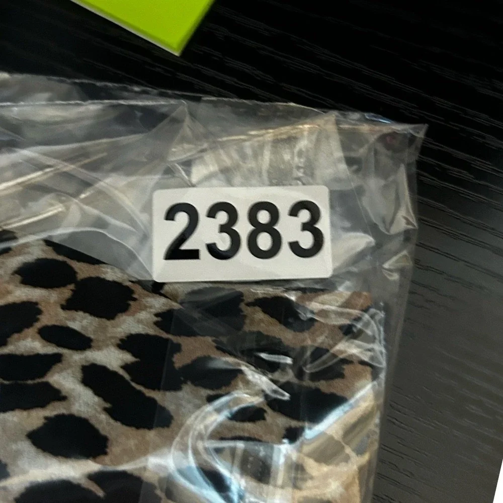 LOFT chic leopard
