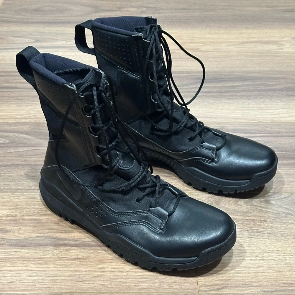 Nike sfb field