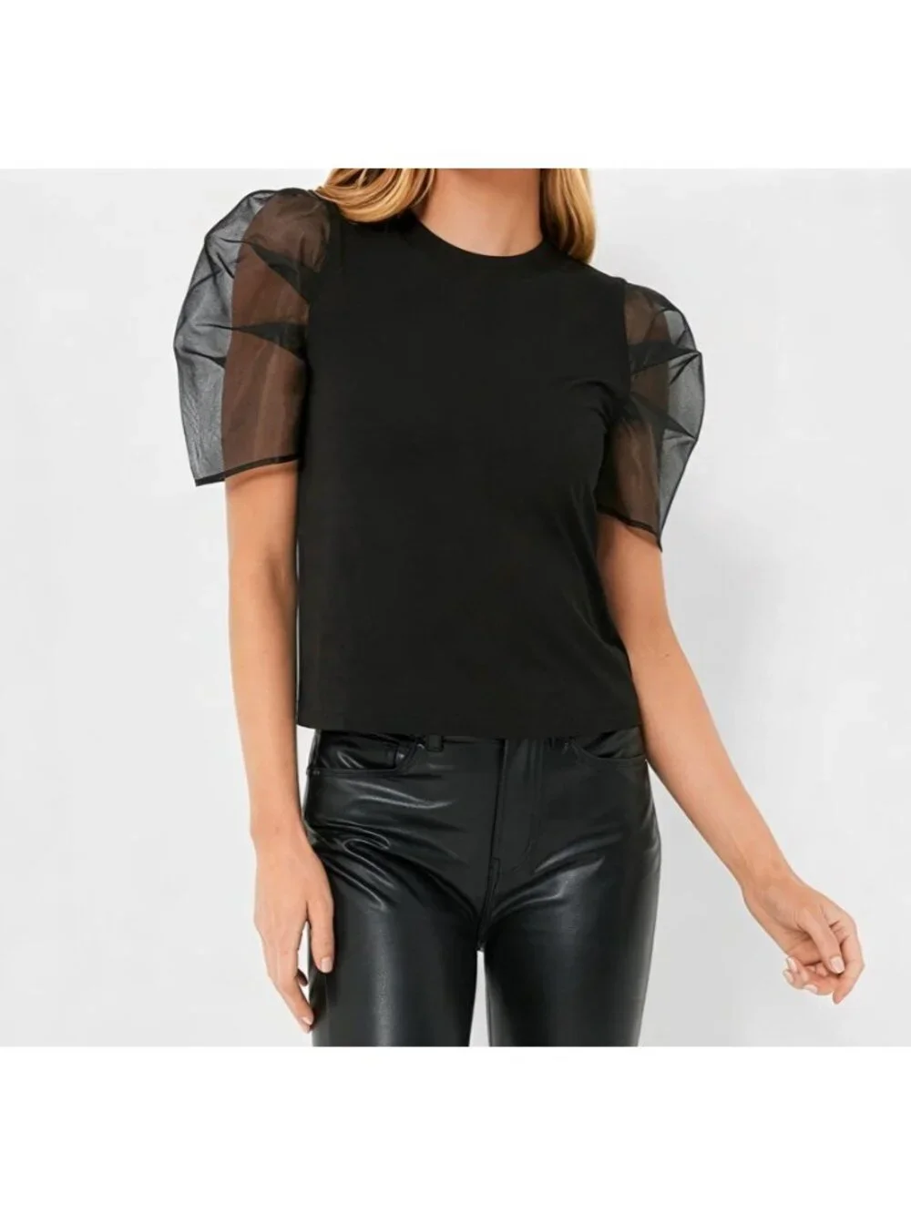 Hyacinth House by Tuckernuck Black Darby Organza Puff Sleeve Top size XXS 2XS