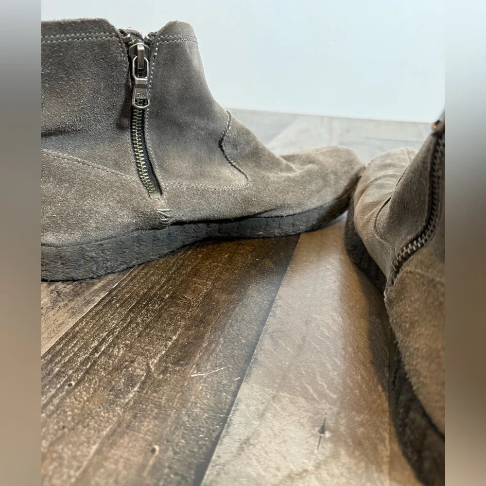 John Varvatos good preowned