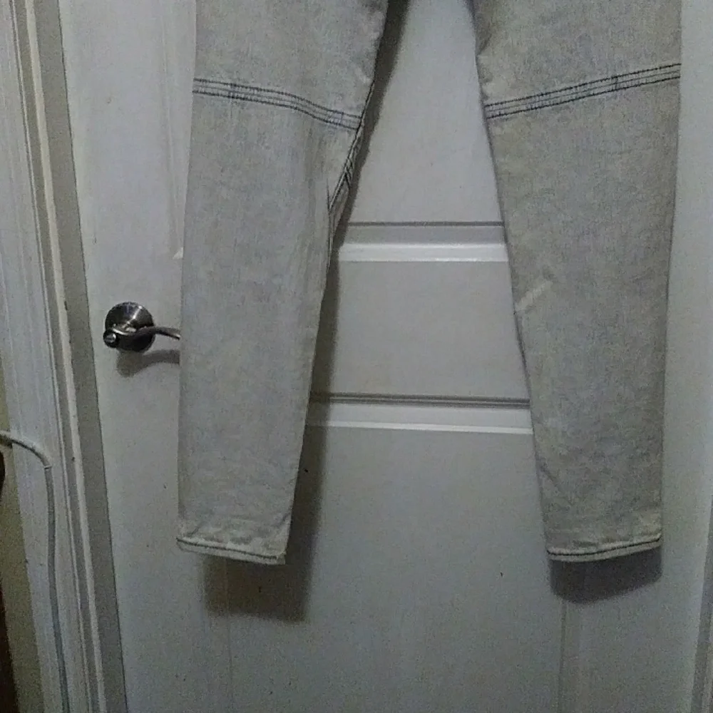 True Religion light gray